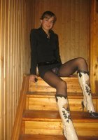 Немолодые женщины обожают фотографироваться дома без одежды 9 фото Немолодые женщины обожают фотографироваться дома без одежды 9 фото