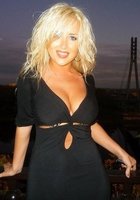 Красотули показывают свои секреты дома и на улице 14 фото Красотули показывают свои секреты дома и на улице 14 фото