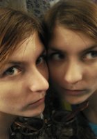 Рыжеволосая бестия занимается гимнастикой в комнате 3 фото Рыжеволосая бестия занимается гимнастикой в комнате 3 фото