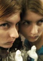 Рыжеволосая бестия занимается гимнастикой в комнате 6 фото Рыжеволосая бестия занимается гимнастикой в комнате 6 фото