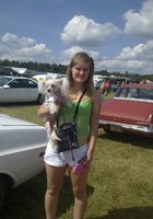 Парень раздвигает пальцами розовое влагалище молодой девушки 2 фото Парень раздвигает пальцами розовое влагалище молодой девушки 2 фото