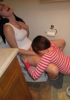 Лесбийские игры девушек в разных нарядах 21 фото Лесбийские игры девушек в разных нарядах 21 фото