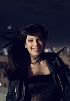 Брюнетка с татуировками хвастается на крыше дома голым телом 32 фото Брюнетка с татуировками хвастается на крыше дома голым телом 32 фото