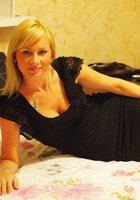 Зрелые развратницы хвастаются большой грудью и щелкой 20 фото Зрелые развратницы хвастаются большой грудью и щелкой 20 фото