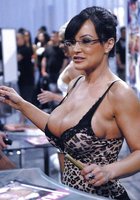 Зрелые развратницы хвастаются большой грудью и щелкой 26 фото Зрелые развратницы хвастаются большой грудью и щелкой 26 фото