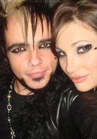 Эмо девушка любит сосать члены и целоваться с подругами 20 фото Эмо девушка любит сосать члены и целоваться с подругами 20 фото