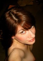 Брюнетка выставляет напоказ свои аппетитные сиськи 13 фото Брюнетка выставляет напоказ свои аппетитные сиськи 13 фото