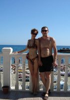 Девушка выставляет сиськи и вагинальную щель крупным планом 1 фото Девушка выставляет сиськи и вагинальную щель крупным планом 1 фото