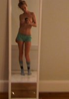 Веснушчатая блонда хорошо проводит уик-энд 15 фото Веснушчатая блонда хорошо проводит уик-энд 15 фото