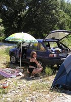 Молодая девушка хвастается откровенными снимками с голыми дойками на отдыхе 2 фото Молодая девушка хвастается откровенными снимками с голыми дойками на отдыхе 2 фото