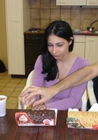 Грудастая мама снимает белье перед любовником в отеле и на море 3 фото Грудастая мама снимает белье перед любовником в отеле и на море 3 фото