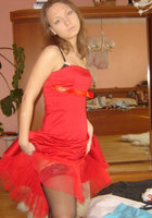 Женушку в красном платье муж отодрал в попку 1 фото Женушку в красном платье муж отодрал в попку 1 фото