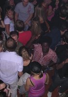 Люди ищут эротические развлечения на большой дискотеке 5 фото Люди ищут эротические развлечения на большой дискотеке 5 фото