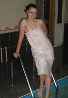 Компания девушек отдыхает в бане без одежды и купальников 4 фото Компания девушек отдыхает в бане без одежды и купальников 4 фото