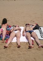 Весёлая компания отдыхает на море 16 фото Весёлая компания отдыхает на море 16 фото