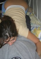 Брюнетка пошло позирует перед бойфрендом и принимает ванну 5 фото Брюнетка пошло позирует перед бойфрендом и принимает ванну 5 фото