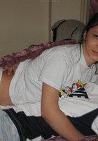 Брюнетка в трусиках показывает у шкафа сиськи 1 фото Брюнетка в трусиках показывает у шкафа сиськи 1 фото