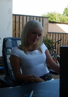 Стройная красотка сосет тонкий член 11 фото Стройная красотка сосет тонкий член 11 фото