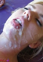 Развратные красотки пробуют сперму на вкус 13 фото Развратные красотки пробуют сперму на вкус 13 фото