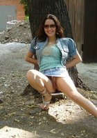 Любовница раздевается в подъезде многоэтажки 11 фото Любовница раздевается в подъезде многоэтажки 11 фото