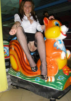 Спортивная красотка показывает сиськи и пилотку 10 фото Спортивная красотка показывает сиськи и пилотку 10 фото