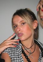 Милашка разделась на диване и делает любовнику минет 3 фото Милашка разделась на диване и делает любовнику минет 3 фото