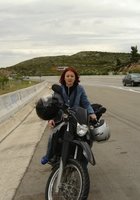 Баба показывает пилотку где ей вздумается 5 фото Баба показывает пилотку где ей вздумается 5 фото