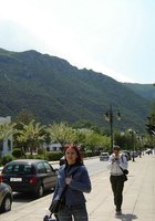 Баба показывает пилотку где ей вздумается 3 фото Баба показывает пилотку где ей вздумается 3 фото