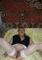 Замужние дамы показывают прелести любовникам 5 фото Замужние дамы показывают прелести любовникам 5 фото