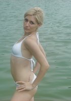 Похотливая брюнетка трахается и отсасывает у любовника 1 фото Похотливая брюнетка трахается и отсасывает у любовника 1 фото