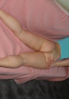 Мужик уговорил подругу показать дырочки 17 фото Мужик уговорил подругу показать дырочки 17 фото