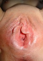 Мужик уговорил подругу показать дырочки 38 фото Мужик уговорил подругу показать дырочки 38 фото