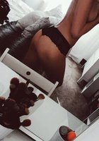 Сборник домашних снимков и голых селфи русских потаскушек 11 фото Сборник домашних снимков и голых селфи русских потаскушек 11 фото