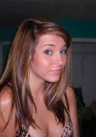 Совершеннолетняя няшка фотается дома в одних трусиках 5 фото Совершеннолетняя няшка фотается дома в одних трусиках 5 фото