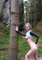 Русская блонда демонстрирует тело на камеру 8 фото Русская блонда демонстрирует тело на камеру 8 фото