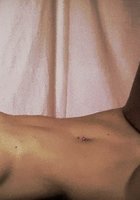 Грудастые телочки с упругими сиськами демонстрируют обнаженные тела перед зеркалами и снимают себя на смартфоны 6 фото Грудастые телочки с упругими сиськами демонстрируют обнаженные тела перед зеркалами и снимают себя на смартфоны 6 фото