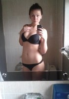 Грудастые телочки с упругими сиськами демонстрируют обнаженные тела перед зеркалами и снимают себя на смартфоны 16 фото Грудастые телочки с упругими сиськами демонстрируют обнаженные тела перед зеркалами и снимают себя на смартфоны 16 фото