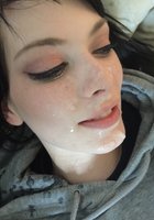 Девушки после страстного секса с партнерами принимают их сперму на свои лица 19 фото Девушки после страстного секса с партнерами принимают их сперму на свои лица 19 фото