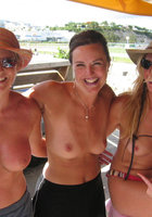 Подборка с опытными милфами, которые хвастают перед камерой своими пышными сиськами 1 фото Подборка с опытными милфами, которые хвастают перед камерой своими пышными сиськами 1 фото