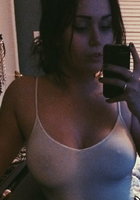 Красивые девки делают селфи на свои смартфоны и светят голыми сиськами 13 фото Красивые девки делают селфи на свои смартфоны и светят голыми сиськами 13 фото